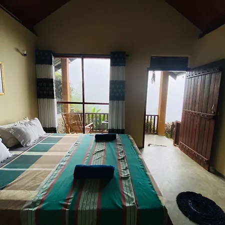 Rainforest Nature House Deniyaya Room photo
