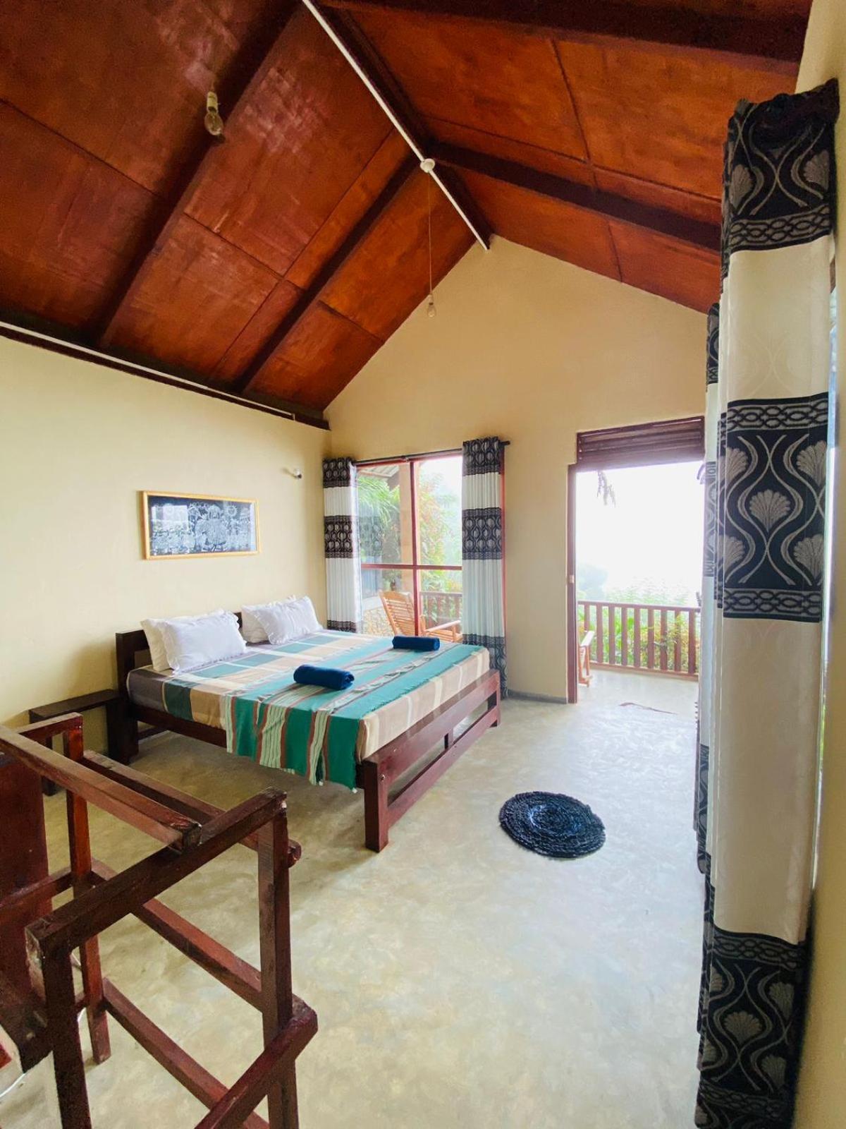 Lodge Rainforest Nature House Deniyaya
